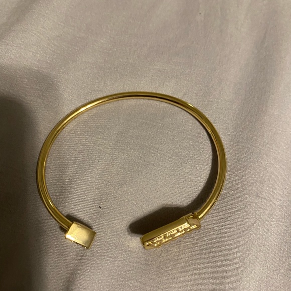 Adjustable bangle bracelet - Picture 2 of 3